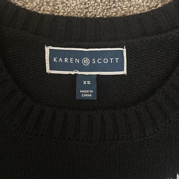 Karen Scott Winter Sweater - Picture 2 of 3